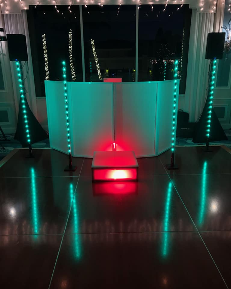 Hiring A Wedding Dj In Miami What Every Couple Needs To Know - Event Performance