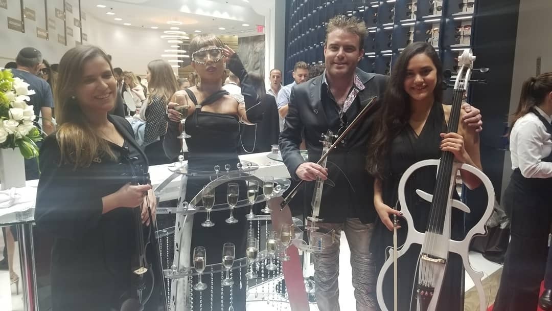 Brickell Wedding Entertainment Modern Luxury For The Urban Couple - Event Performance