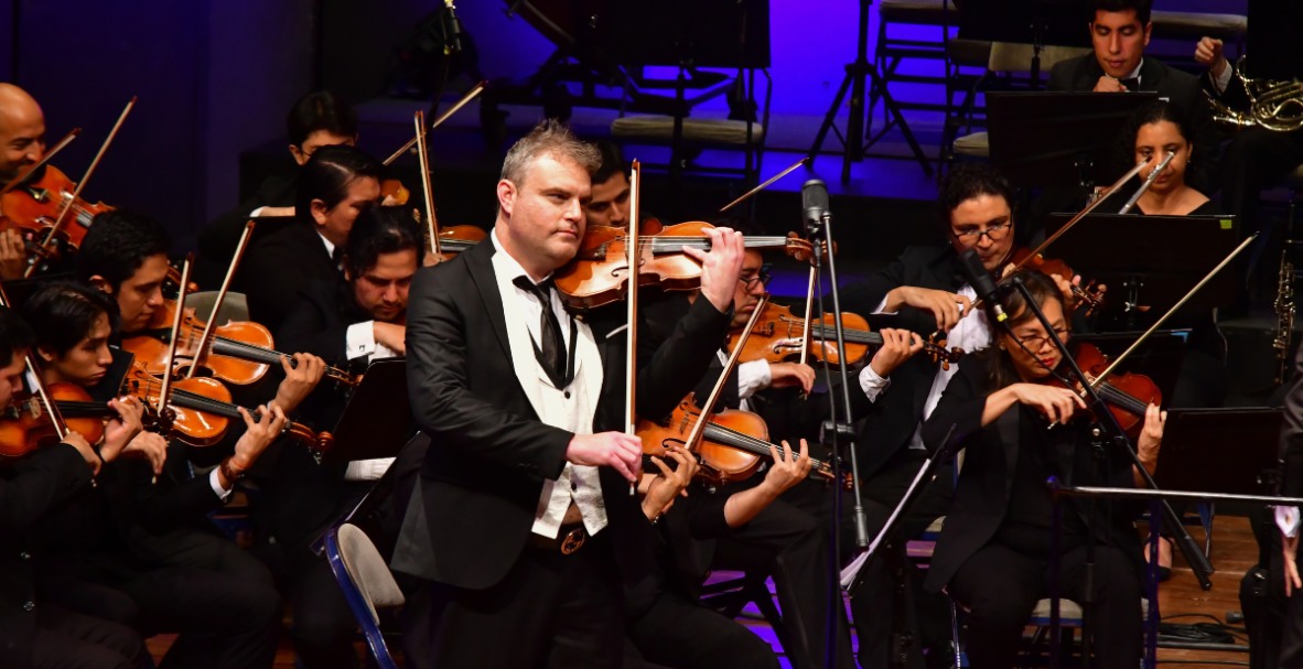 Monty Bloom Solo Violinist